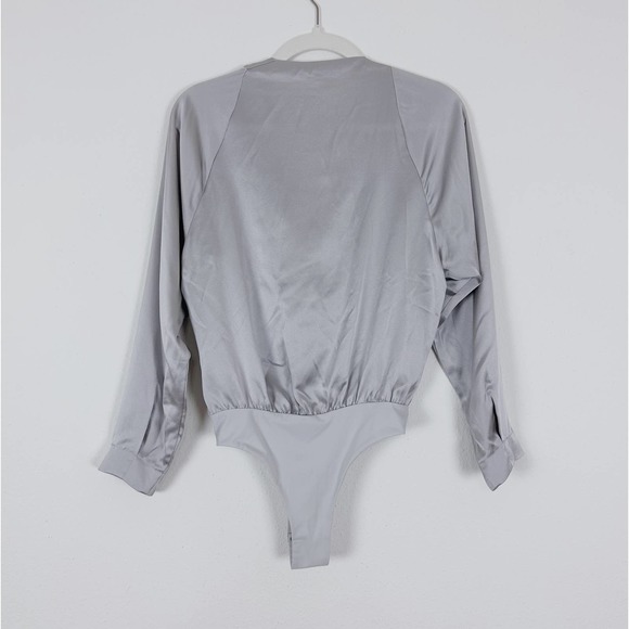 NWT The Sei Platinum Raglan-Sleeve Silk Wrap Bodysuit Size 0 - Picture 5 of 9